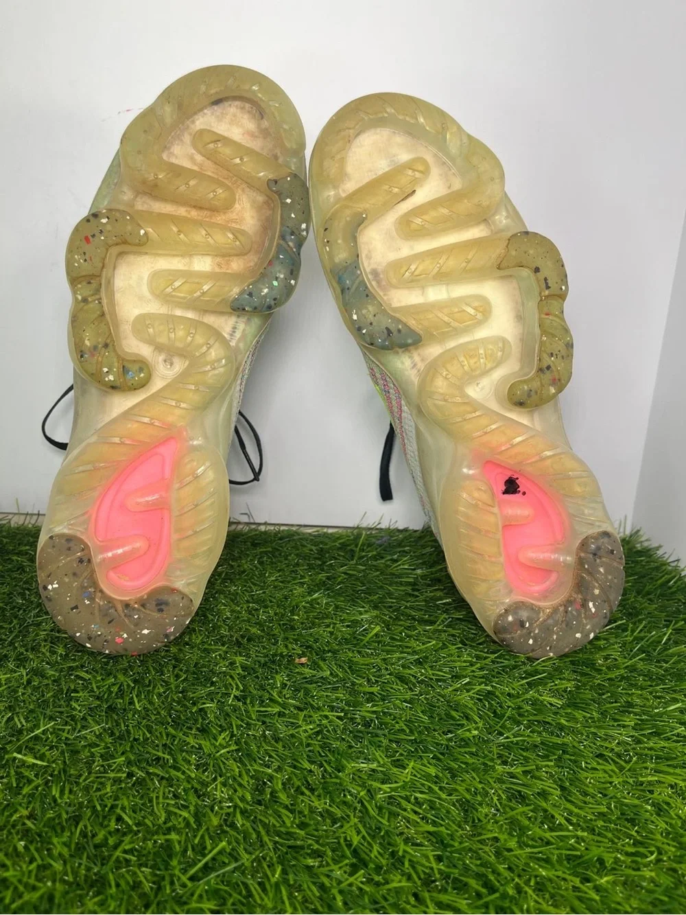 Nike Kids Multicolor Flyknit Sneakers with Neon Yellow Swoosh